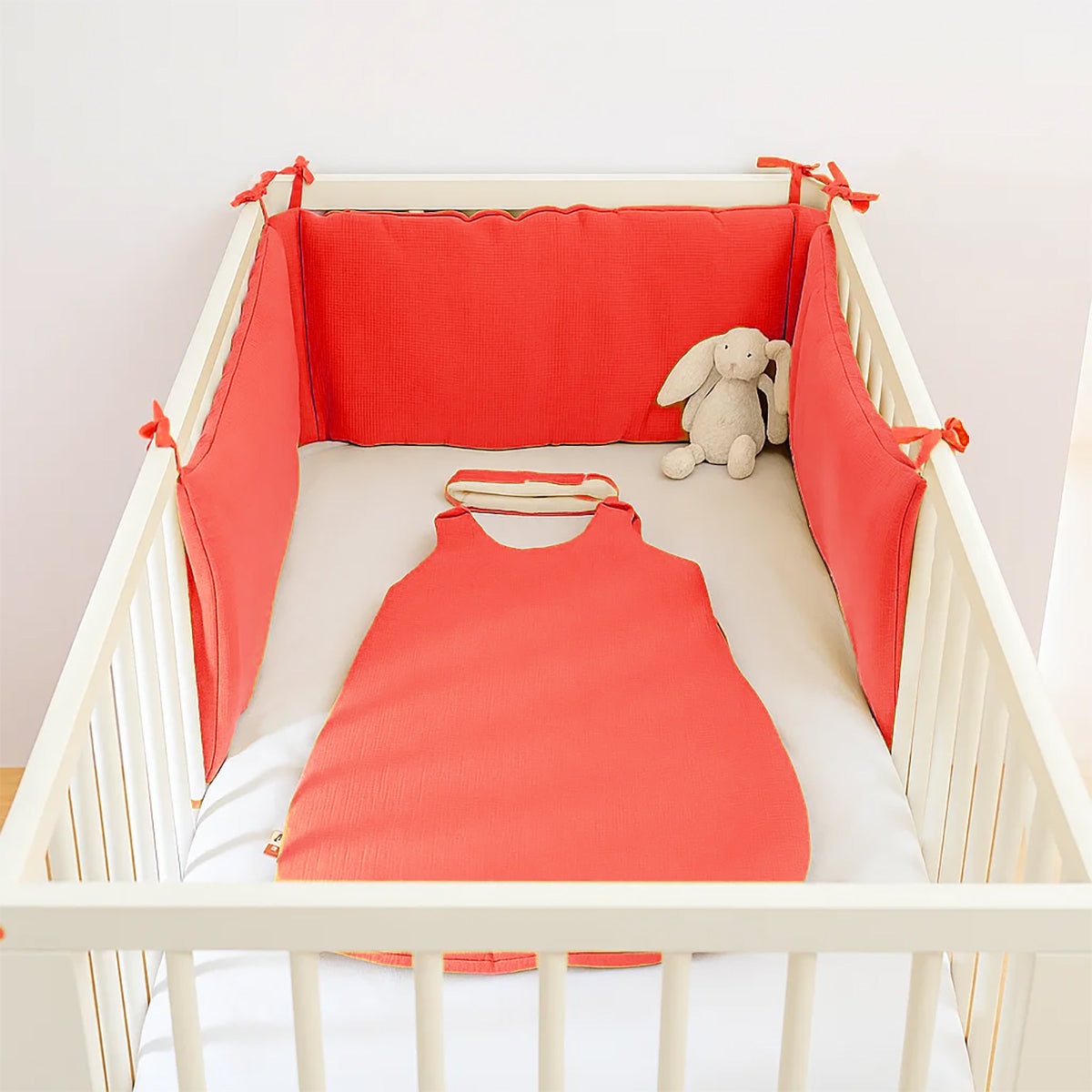 Organic Cotton Cot Bumper - Strawberry